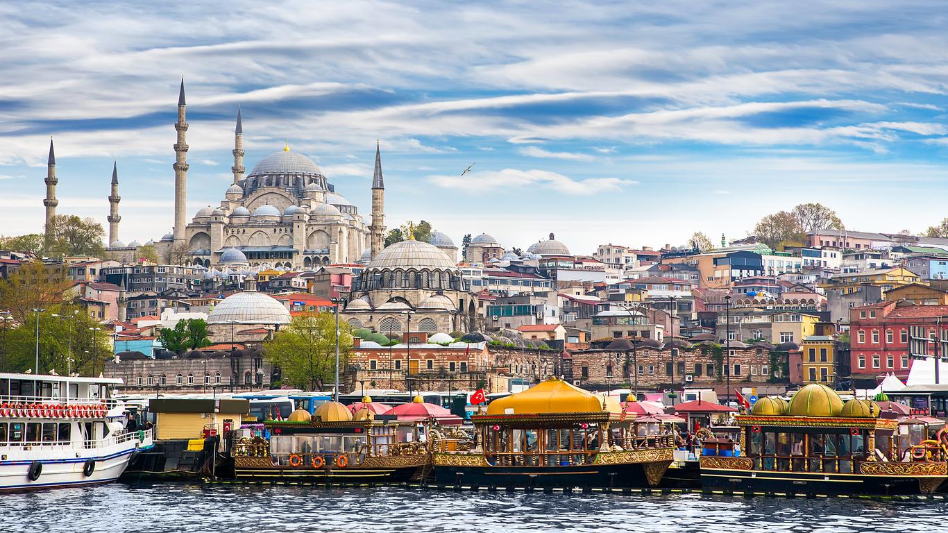 I quartieri imperdibili di Istanbul: guida completa ai luoghi più belli da visitare.